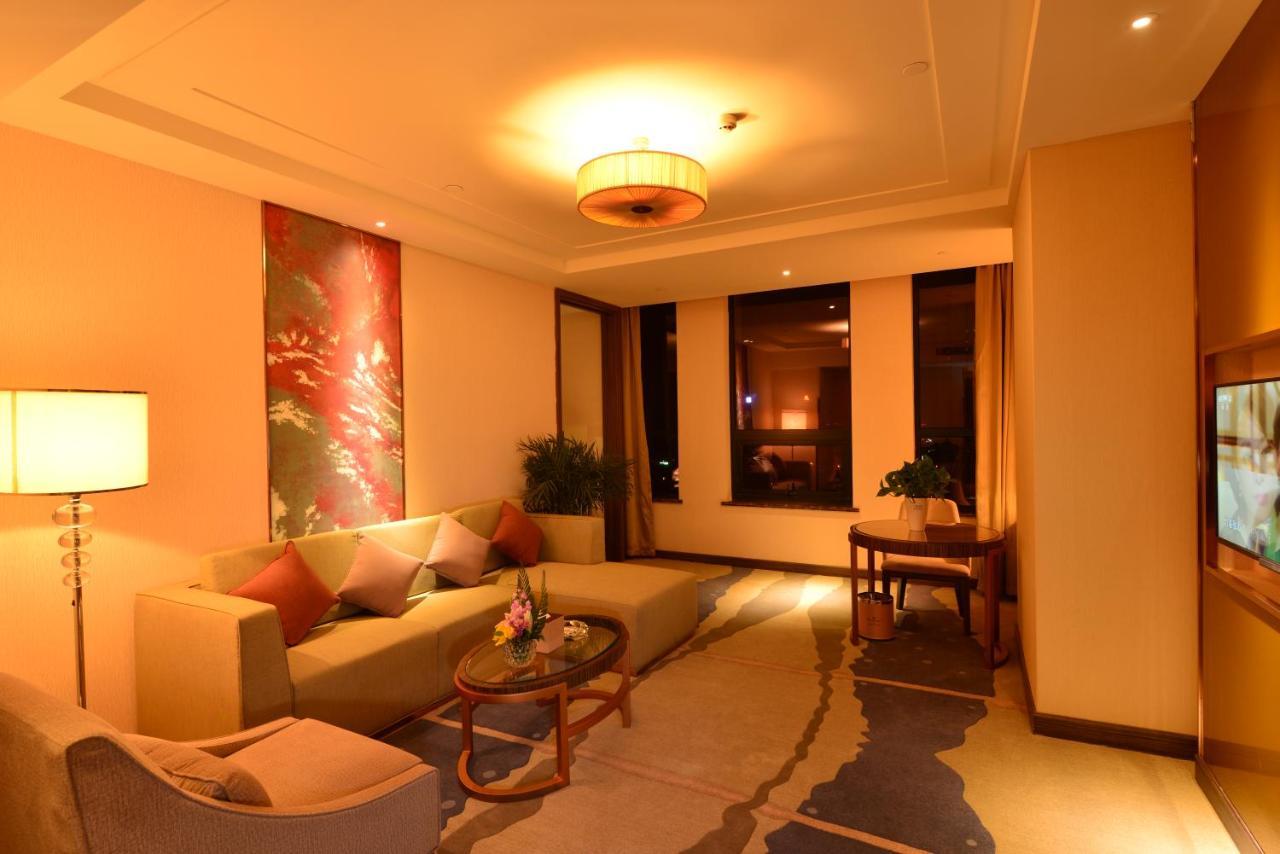 Ramada Heze Hotel Ngoại thất bức ảnh